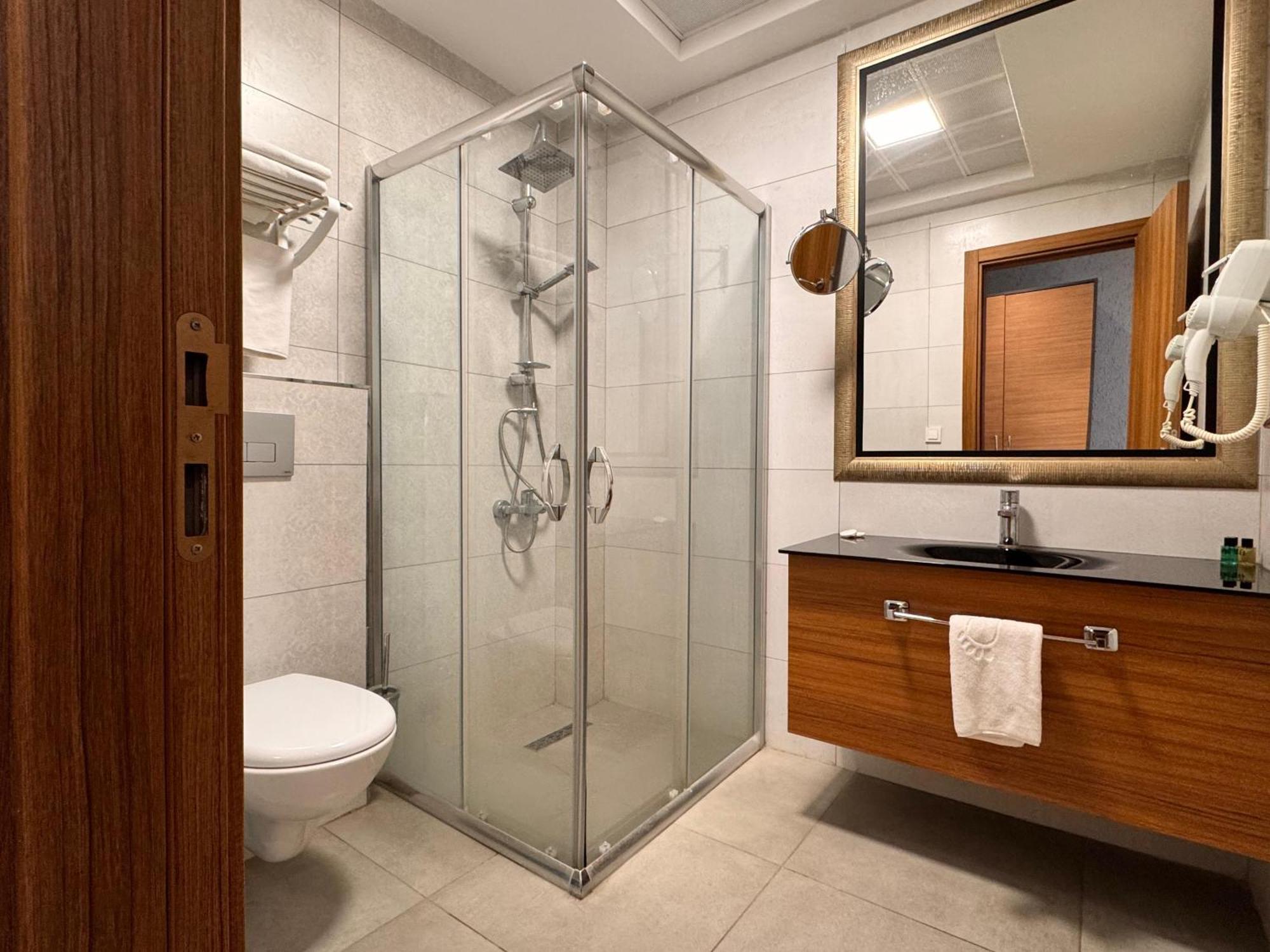 Innport Hotel Gebze Kültér fotó